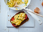 Wholemeal bread with herb scrambled egg
