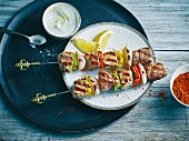 Moorish skewers with lamb, pork and peppers