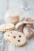 Strawberry jam round shortbread cookies