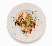 Lachs mit buntem Gemüse