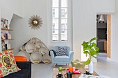 Pop Art Wohnzimmer mit bunten Designermöbeln