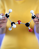 Ethyl acetate molecule
