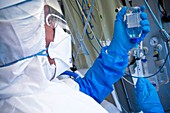 Infection prevention in intensive care