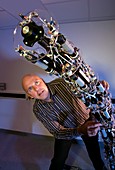 Interactive robotic sculpture