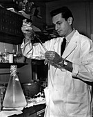 Marshall Nirenberg,US biochemist
