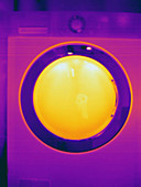Thermogram of a clothes washer in use
