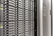 Computer storage cluster
