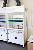 Laboratory fume cupboard