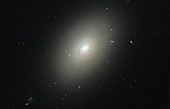 Elliptical galaxy NGC 4150,HST image