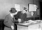 Wartime fingerprinting,1917