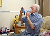 Inhaler use by COPD patient