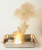 Metal tray with explosive thermite