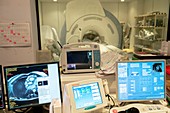 Cardiac MRI scanning