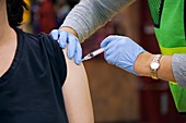 Swine flu (H1N1) vaccination