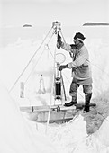 Antarctic oceanography research,1911