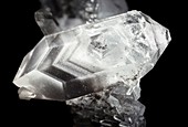 Double-ended quartz crystal