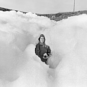 Experimental fire suppressant foam,1950s