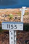 Lake Eucumbene in drought