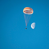 Soyuz TMA-14M descent module landing