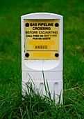 Buried gas pipeline marker