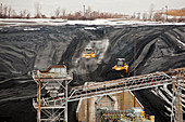 Coal-fired power station coal yard