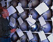 Gas canisters with air for atmospheric research