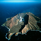 White Island volcano off the coast of New Zealand