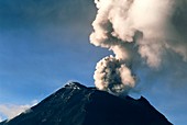 Tunguragua volcano