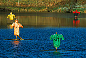 Aquatic scarecrows