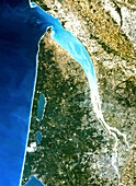 True-colour satellite image of Bordeaux,France