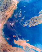 Shuttle photograph of burning Kuwaiti oil wells