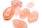 Rose quartz gemstones