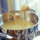 Cheese fondue