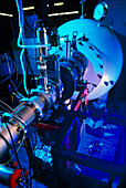 Linear accelerator used in AMS for carbon dating