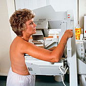 Lateral oblique mammography examination