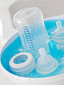 Baby bottle sterilisation