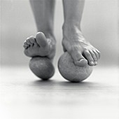 Balancing feet