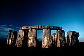 The Sarsen circle archways of Stonehenge
