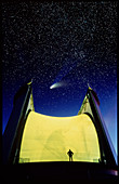 Telescope & comet Hale-Bopp
