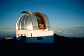 UKIRT telescope at sunrise