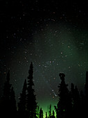 Comet Hyakutake with aurora borealis,15-04-96
