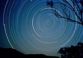 Star trails in the southern hemisphere