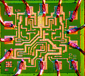 LM of the surface of a 7410 TTL logic chip