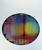 Semiconductor wafer with integrated circuits
