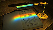 Newton's Opticks with spectrum