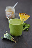 Spinach-pineapple smoothie