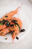 Gambas with olives