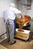 Man preparing Turkish Delight