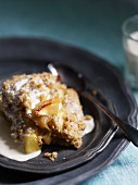 Früchte-Cobbler mit Sahne