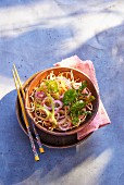 Fried noodle salad